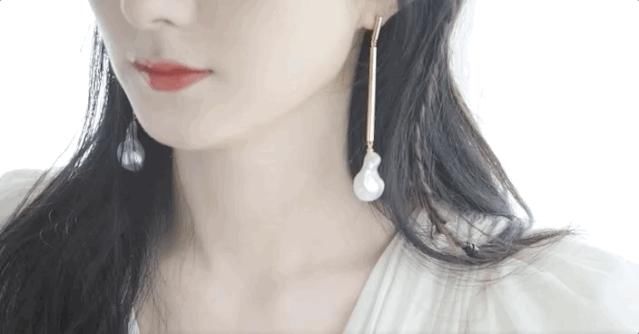 角度|赵丽颖的吸睛锁骨,光靠瘦还不够…...