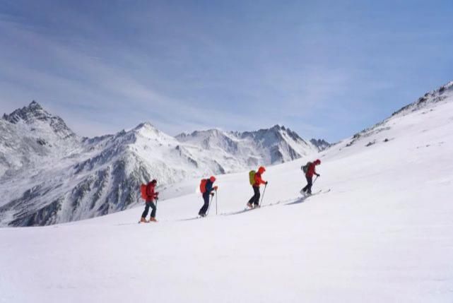  向往|当我们说起滑雪，我们在向往什么？