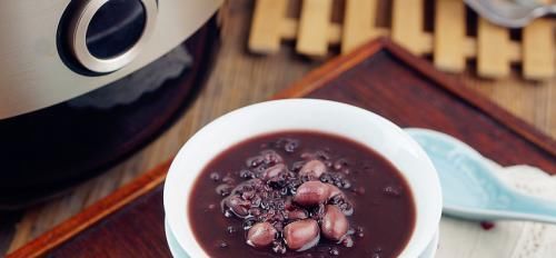 花生|小小的红豆却有大大的能量,可以预防三高的红豆花生粥