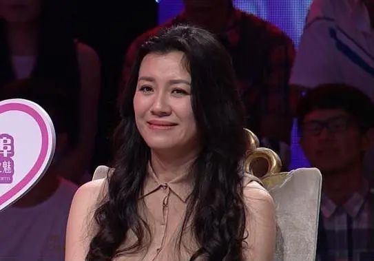嫁入|26岁获得影后,北影校花,却遭大23岁导演抛弃,今嫁入豪门成赢家