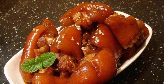  适口|大厨教你做红烧猪蹄，色泽红润、软糯香甜、味浓适口，简直美味