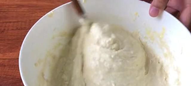  包子|早餐饼最新做法，不揉面不擀面，比包子油条香，孩子的早餐必备