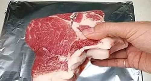  解冻|无论多硬的冻肉，只需加上几滴它，几分钟就解冻，网友：涨知识了