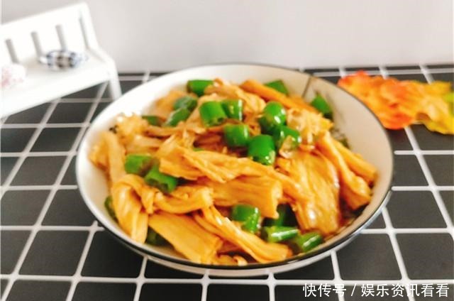 收藏|喜欢吃腐竹的要收藏,教你个简单快速又好吃的做法,天天吃不腻!