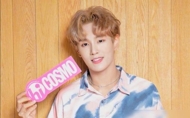  王一博|尴尬了！李汶翰直播蹭王一博热度，被称为王一博男团成员