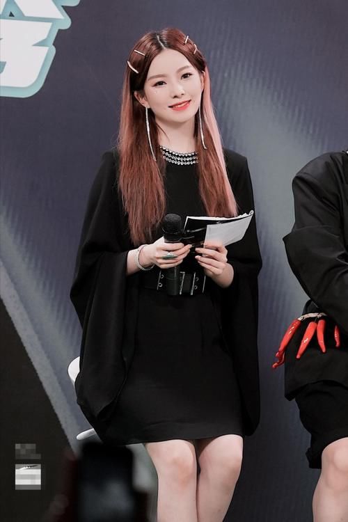  组长|文案组长又曝金句，陈卓璇“清醒的人往往都孤独”，人设成功挽回