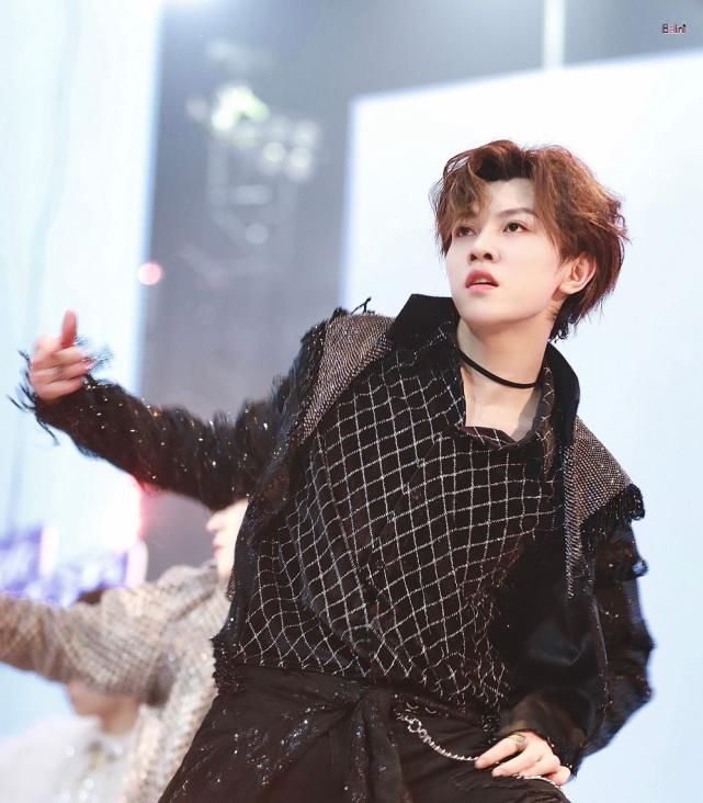  出道|《少年之名》决赛李希侃C位不稳，胡文煊林陌改写遗憾？出道即失业