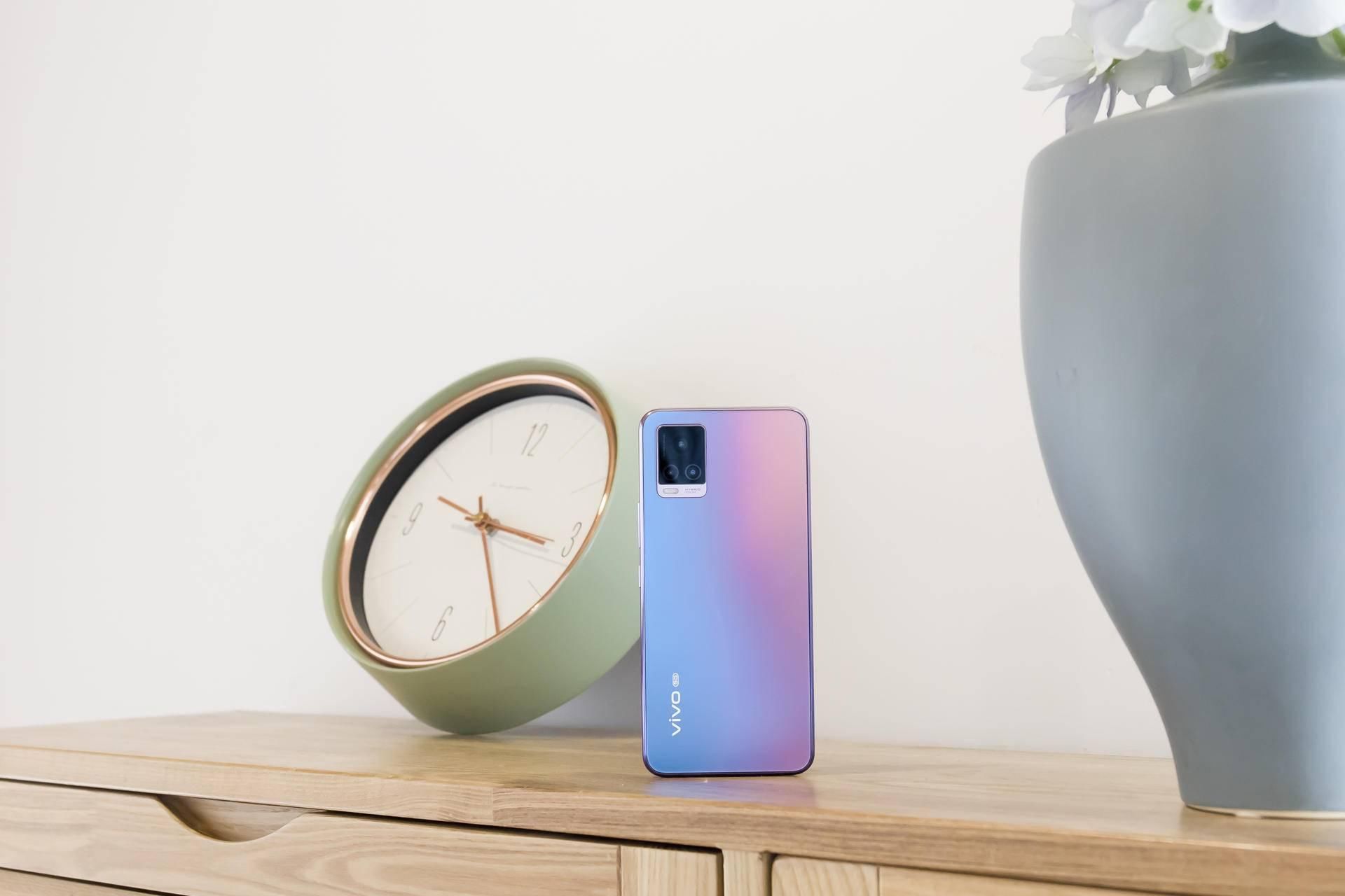  标杆|颜值先行，轻薄至上，全新vivo S7打造轻薄5G旗舰新标杆