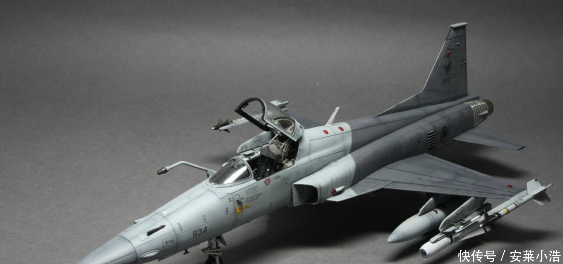  过往|变形金刚动漫人物：浅挖过往中的霸天虎暴脾气人物-氮气宙斯