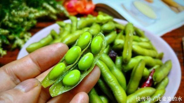 黄豆|直接煮黄豆是不对的,老厨师会教你一个窍门,绿豆翠绿更好吃