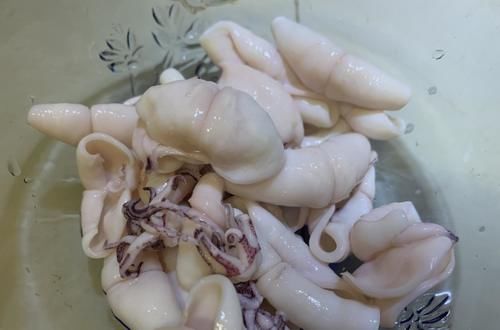 冲洗干净|入秋后,少吃猪肉多吃它,仅18块钱一斤,人人都吃得起,比肉还香