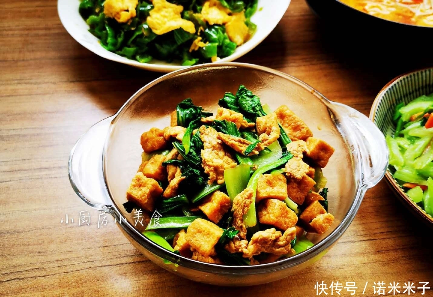 油豆腐|这食材多煮入味,配上肉味道更鲜,一口一个,下酒下饭