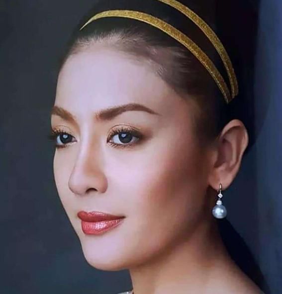  关系|日本皇后描眉技术差，不如泰国两代王后，这跟钱有关系吗？