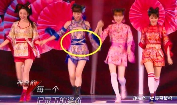  热议|金莎扇子掉了后蓝盈莹再引热议，有称她真姐妹，也有质疑其有心机