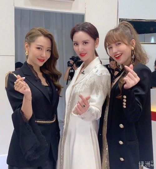  场面|金莎白冰再现《神话》名场面，又见玉漱和素素！张萌表情虐哭了