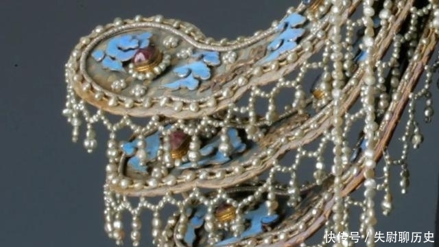 子朱常洛|「古迹探真」定陵出土4顶绝美凤冠 它们的主人究竟是谁