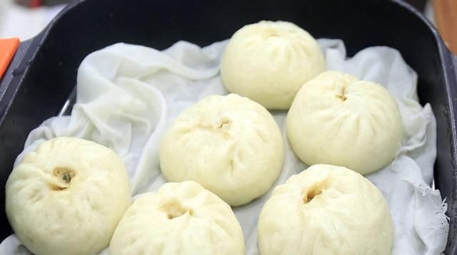 包子|发面时、只放酵母和糖还不行！多加2味，包子又香又软又白还好吃