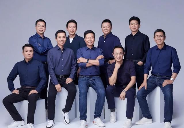 马斯克|马斯克成世界第四富,有钱人爱的基本款怎么穿才好看?