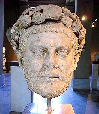  提前|他建立皇帝制度，终结罗马危机，却提前退隐种菜为乐