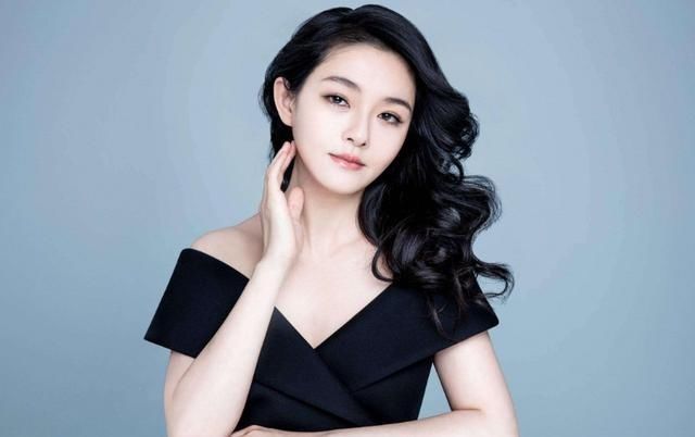  女王|43岁大S大方承认失去事业心：她真的活成了励志女王的反面吗？