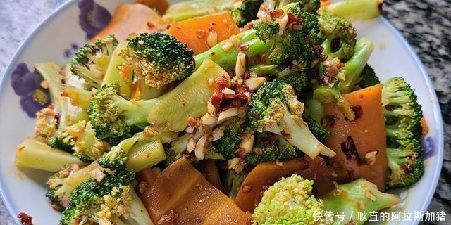 凉拌花菜|花菜最简单的做法,学会这个家常做法,开胃下饭,天热要多吃