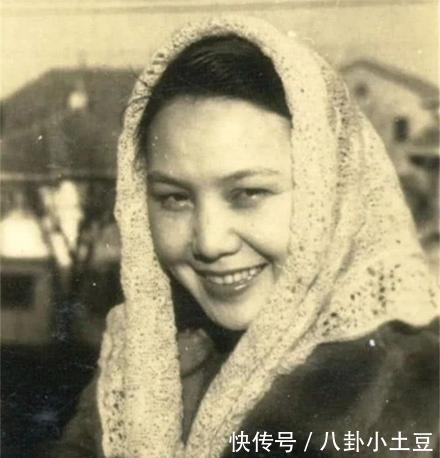 宋庆龄|50年代女演员白杨月薪365元，60岁复出饰演国母宋庆龄！