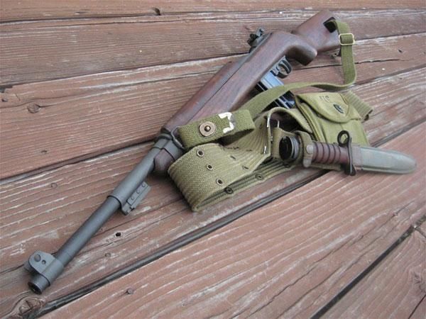  友好|威力很低的M1卡宾枪，但士兵们都认为这款枪很“出色友好”
