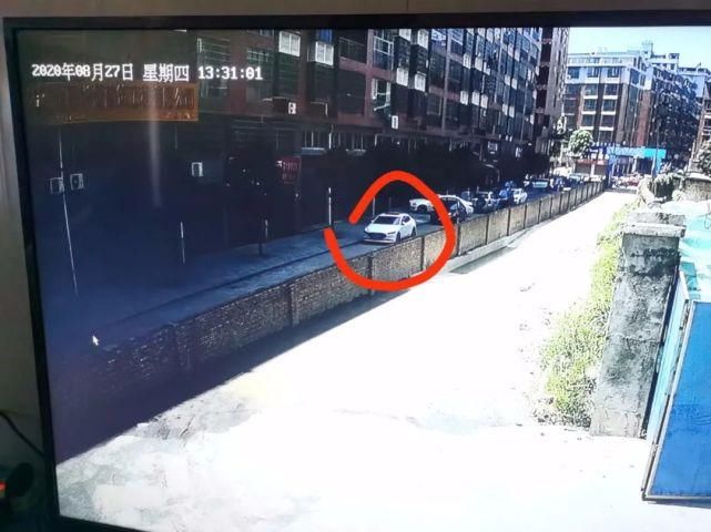 车窗|隆回一车被撬,车窗被砸,东西没偷成却留下…