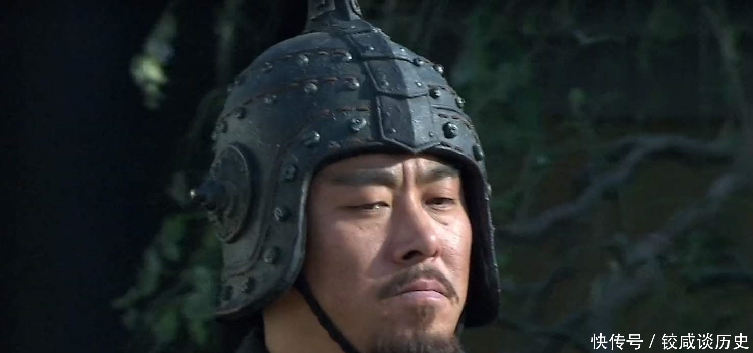 曹操|张飞一矛将许褚刺下马,勉强活下来的许褚,后来还敢狂妄吗?