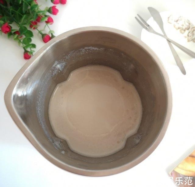 顺滑|花生银耳羹，味道香浓，顺滑可口