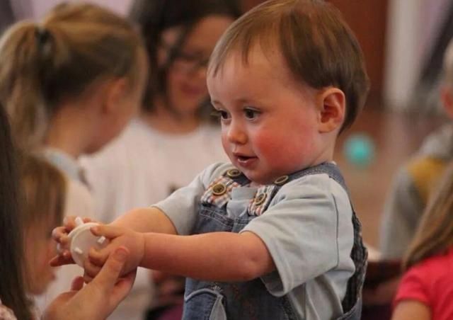 上学|上学后容易被“孤立”的孩子，跟家庭条件无关，4类性格需注意