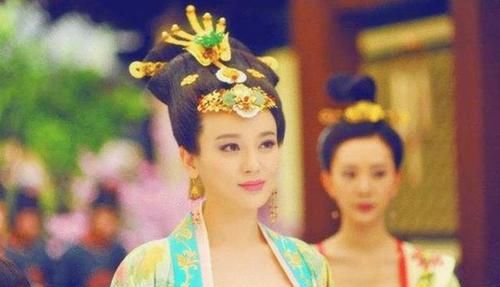 利用|王皇后本是利用武则天对付萧淑妃，可自己为何也被赶下了台？