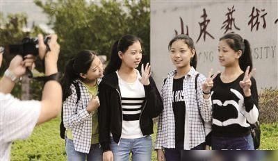  虞书欣|这名《青你2》学生添加了黑色材料，并被曝光是三个真正的锤子