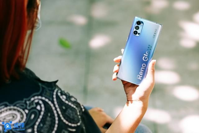 疑似|OPPO发布神秘海报,疑似合作青你2人气成员,评论区已炸锅