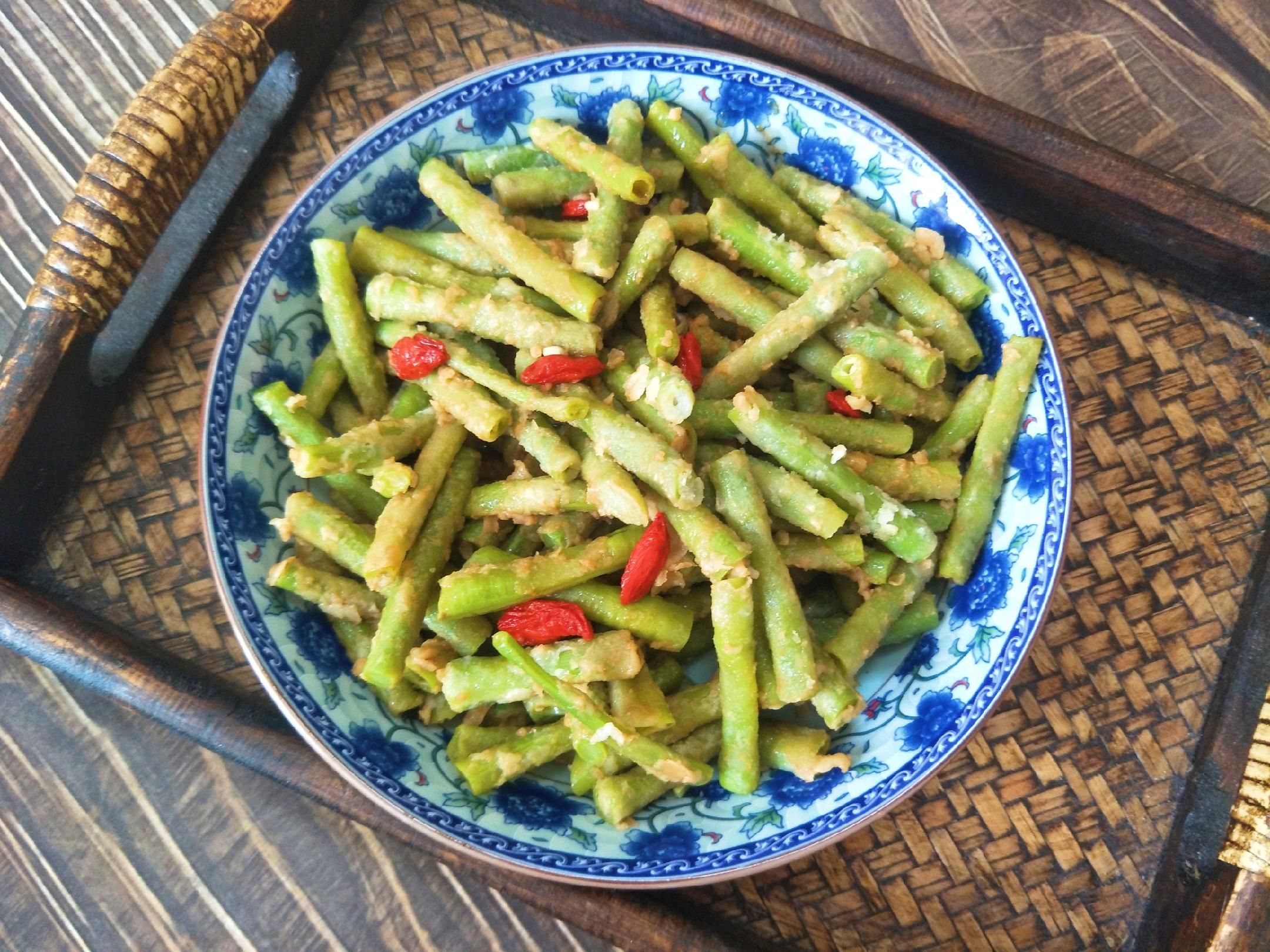 过后|白露过后,记得多吃蒸菜,教你做蒸豆角,软烂入味,香嫩好吃