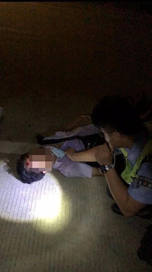  男子|凌晨3点，均安一男子倒在街头，满头是血…