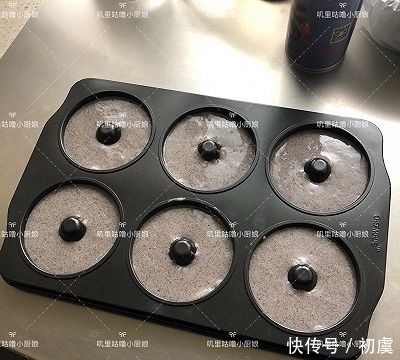  翻拌均匀|超人气龙猫甜甜圈