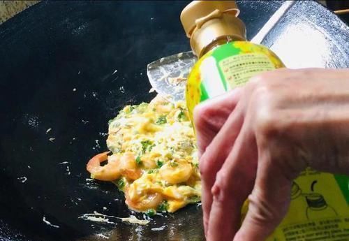 知滑|到了广东才知滑蛋的鲜,像鲜虾滑蛋、叉烧滑蛋、牛肉滑蛋…