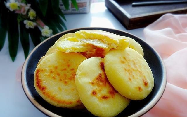 揉面|这是儿子最爱的饼,不发面不揉面,半小时完成,健康低脂胜蛋糕