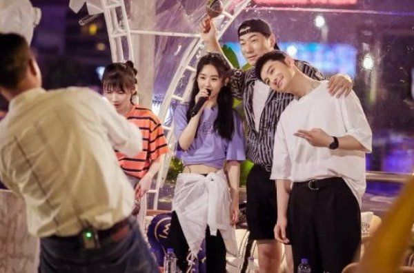  开启|《中餐厅4》合伙人全面开启“省钱模式”