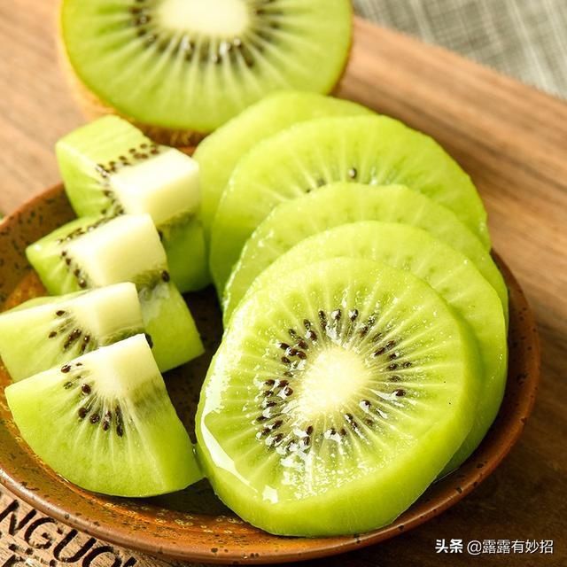  催熟|猕猴桃放锅里蒸2分钟，用途拿钱也难买，早点知道就好了