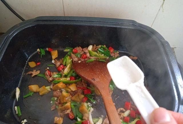 下酒菜|很多人不吃的“美食”,男人最喜欢的下酒菜,嚼劲十足