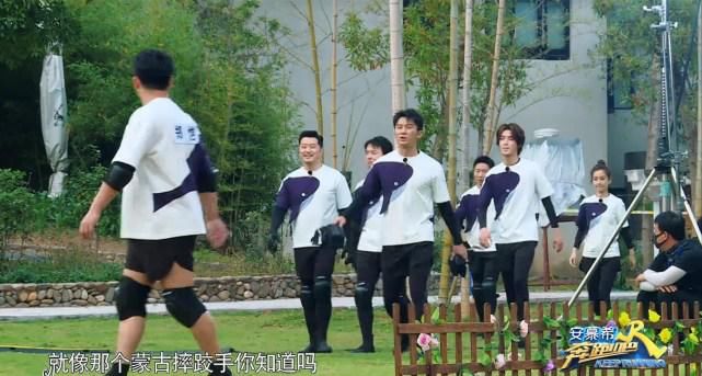  外卖|郑恺留在跑男只为挣钱？当他的外卖订单曝光后：不愧是明星消费