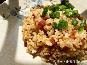 香肠|菌香四溢的姬松茸香肠焖饭