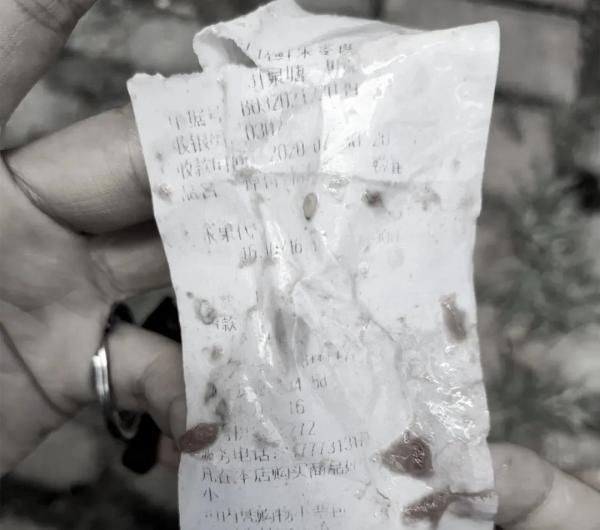  小票|天降西瓜皮险些砸中小孩，民警凭购物小票找到肇事者