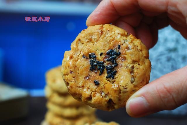  核桃|烘焙师揭秘真正的核桃酥做法，不放臭粉不放酥脆剂，太香酥了