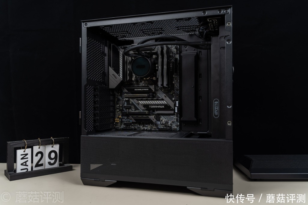 LIANLI|风道升级,散热效果媲美开放式环境、联力LIANLI 鬼斧AIR 机箱 评测