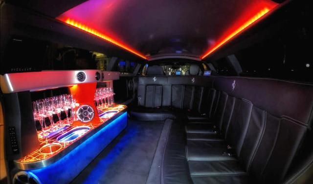  待售|售价近198.8万元，一辆法拉利360 Modena加长版在澳大利亚待售