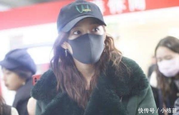 粉丝|关晓彤机场被喊“鹿嫂”,她下意识说3个字,网友这狗粮我吃了