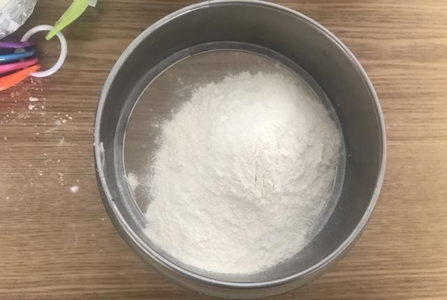  西瓜冰沙|夏天最完美组合，牛奶饼干配沙拉，好吃不腻，冰凉清爽，刷剧必备